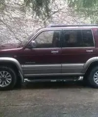 Isuzu trooper 3000