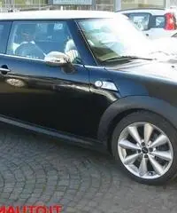 MINI Mini Mini 1.6 16V Cooper S( NAVIG-AUTOMATIK- PELLE-)!!!
