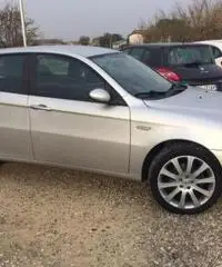 ALFA ROMEO 147 1.9 JTD (120) 5 porte