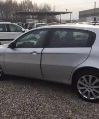 ALFA ROMEO 147 1.9 JTD (120) 5 porte