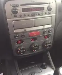 ALFA ROMEO 147 1.9 JTD (120) 5 porte