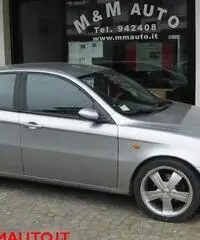 ALFA ROMEO 147 1.9 JTD (115 CV) cat 5p. Distinctive !!!!
