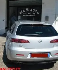 ALFA ROMEO 159 1.9 JTDm 16V Sportwagon Distinctive