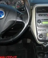 FIAT Grande Punto 1.4 Starjet 16V 5 porte Dynamic !!!