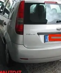 FORD Fiesta 1.2 16V 5p. Ghia  !!!!!