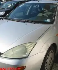 FORD Focus 1.6i 16V cat 5p. Ambiente