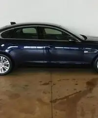 JAGUAR XF 2.0d 180 CV Pure Automatico