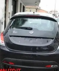 LANCIA Ypsilon 0.9 Twinair 85 CV 5 porte Metano Ecochic Gold