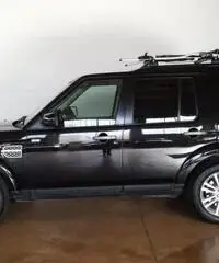 LAND ROVER Discovery 4 3.0 SDV6 SE