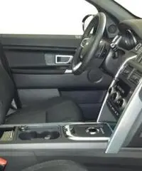 LAND ROVER Discovery Sport 2.0 TD4 180 CV SE