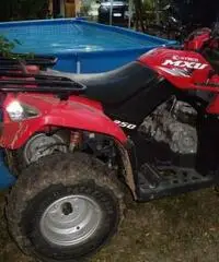 Quad rosso usato pochissimo marca Kimco