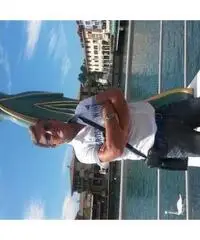 Cerco seriamente compagna Cerco seriamente compagna