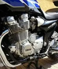 YAMAHA XJR 1300 SP ANNO 2000 YAMAHA XJR 1300 SP ANNO 2000