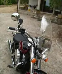 VENDO BELLISSIMA HONDA CUSTOM VT 750
