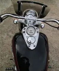 VENDO BELLISSIMA HONDA CUSTOM VT 750