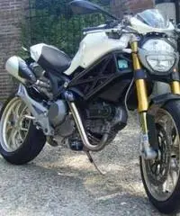 Ducati Monster 1100