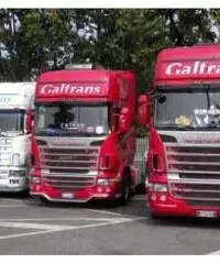 Uomo benestante cerca compagna di vit Uomo benestante cerca compagna di vit