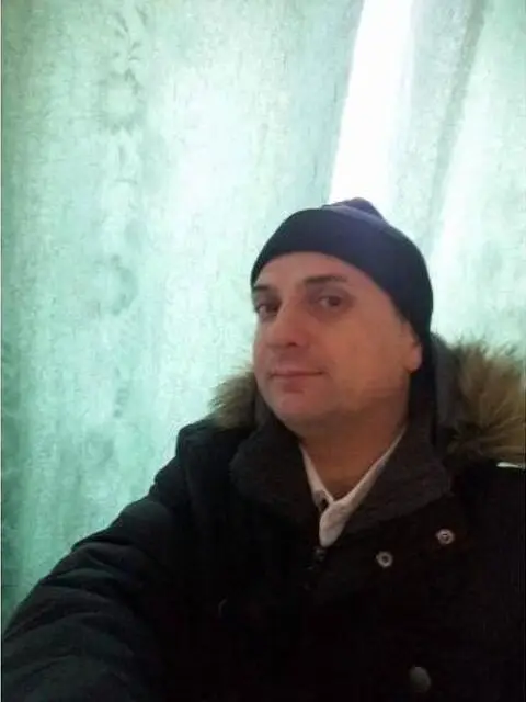 RAGAZZO 30 ANNI CERCA RAGAZZA PER STOCCARDA RAGAZZO 30 ANNI CERCA RAGAZZA PER STOCCARDA