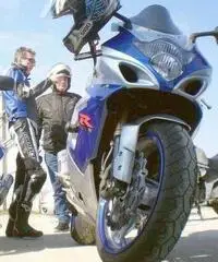 Vendo GsxR 1000 K6 Yoshimura