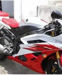 Yamaha R6 2006 Perfetta Yamaha R6 2006 Perfetta