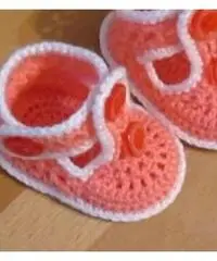 Scarpine neonato in cotone a mano