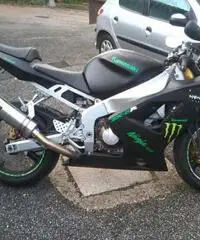Kawasaki Ninja ZX 6 R 636 (2004) Kawasaki Ninja ZX 6 R 636 (2004)