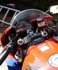 Honda CBR 1000 RR Fireblade anno 05