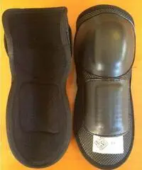 Protezioni gomiti giacca moto