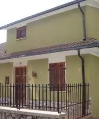 Casa su due livelli Casa su due livelli