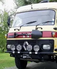 CAMPER 4X4 SAVIEM TP3