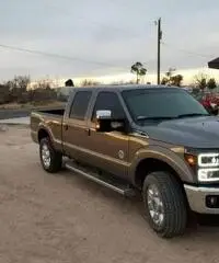 2012 ford f250 lariat