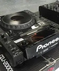 2x Pioneer CDJ-2000NXS2 + 1x mixer DJM-900NXS2 2399EUR