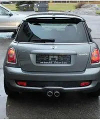 DONAZIONE D'AUTOMOBILE MINI COUPER