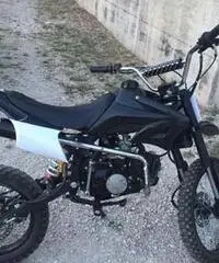 Pit bike 125 motore 4 tempi