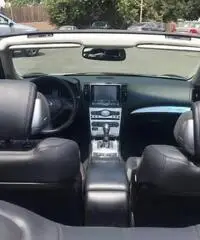 2011 Infiniti G37 Convertible 2dr Base