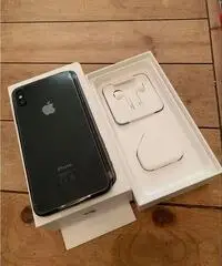 Apple iPhone Xs 64gb €410 iPhone Xs Max 64gb €440