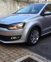 VOLKSWAGEN Polo 5ª serie - 2011 VOLKSWAGEN Polo 5ª serie - 2011