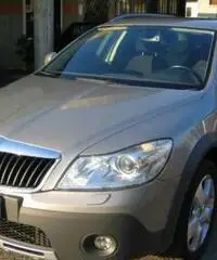 Skoda Octavia 2.0 TDI CR DSG 4x4 Wagon Scou- 2011 Skoda Octavia 2.0 TDI CR DSG 4x4 Wagon Scou- 2011