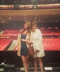 Donna seria 28 anni Donna seria 28 anni