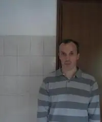 Cerco lavoro come operaio elettricista Cerco lavoro come operaio elettricista