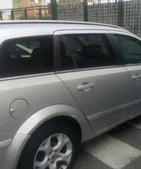 Opel astra sw metano 350km con 17 euro AFFA.RE Opel astra sw metano 350km con 17 euro AFFA.RE