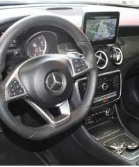 Mercedes-Benz GLA 200 d Automatic 4Matic Premium