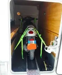 Camper mansardato adria coral 680 sk con portamoto