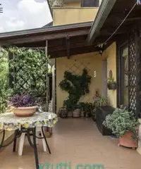 VILLA PALOMBARESE- FONTE NUOVA
