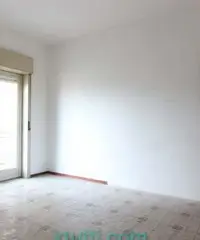 Mq 135 Appartamento via Francesco Accolla piano 2