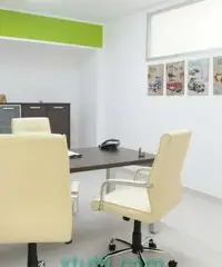 Uffici di fronte uscita autostradale Castellammare