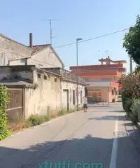 Locale ad uso commerciale direzionale