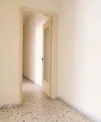 Siracusa pressi Zecchino ampio trivani