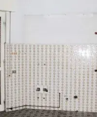 Varedo (MB)-Immobile Commeciale / Residenziale