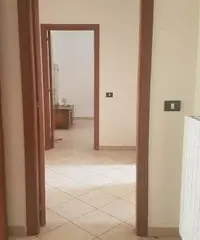 Palazzo 4 piani 150 m dal mare, zona residenziale